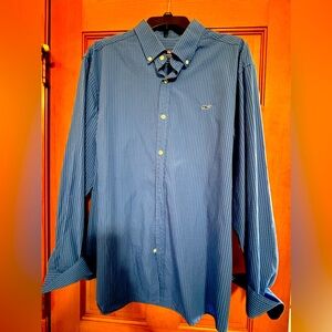 Vineyard Vines Men’s XL shirt
